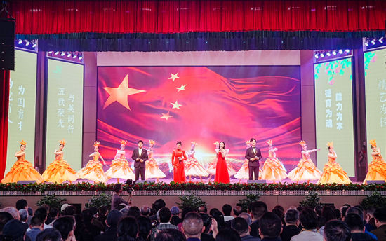 庆典现场。郑涛 摄